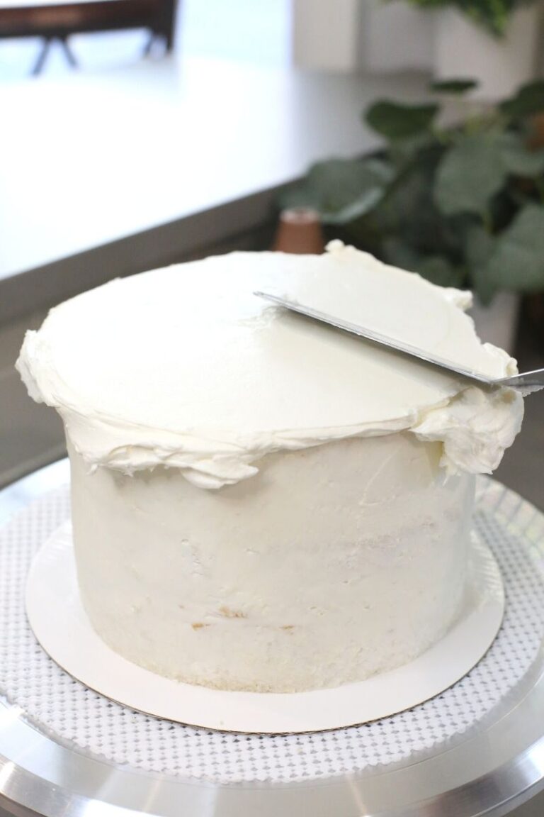 How to Frost a Layer Cake Cake Me Home Tonight