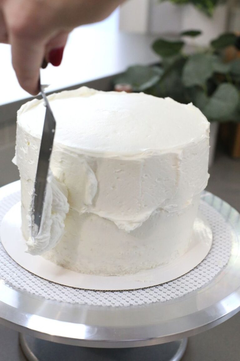 How to Frost a Layer Cake Cake Me Home Tonight