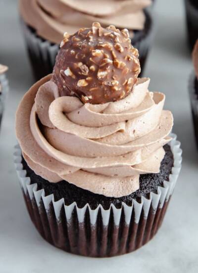 chocolate hazelnut cupcakes featured image