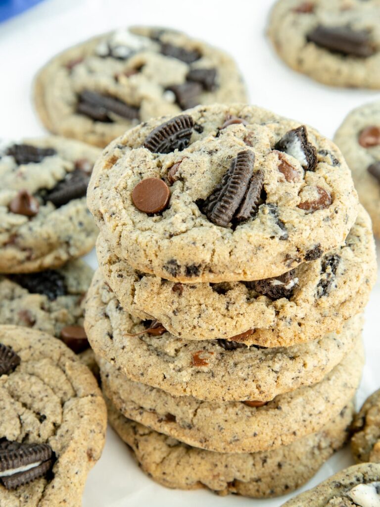 oreo chocolate chip cookie stack