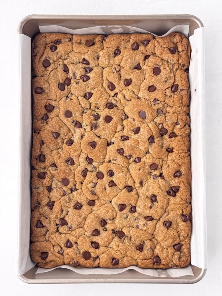 Baked brookies in a baking pan.