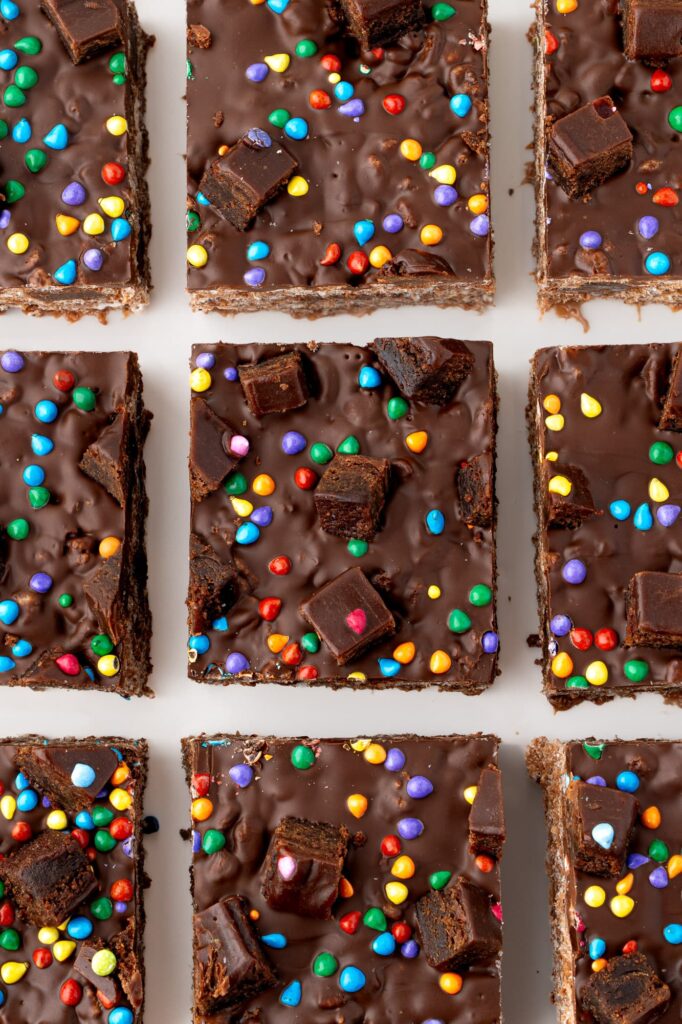 Cosmic brownie Rice Krispie treats.